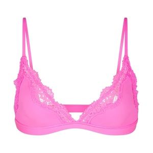 {SKIMS} FITS EVERYBODY LACE TRIANGLE BRALETTE [TAFFY]